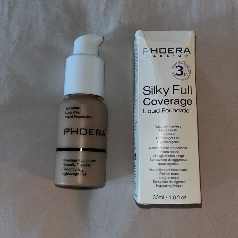 Phoera Foundation - soft matte long wear liquid foundation. #102 nude